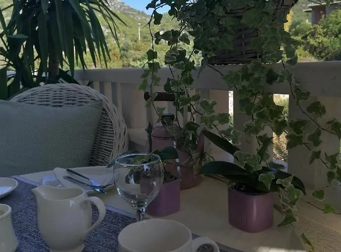 Iris Apartmán Hvar Town