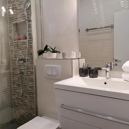 Апартаменты Iris *