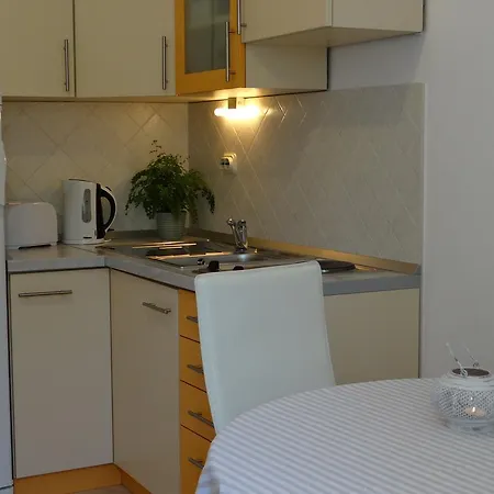 Iris Apartmán