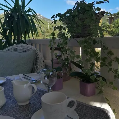 Iris Apartman Hvar Town