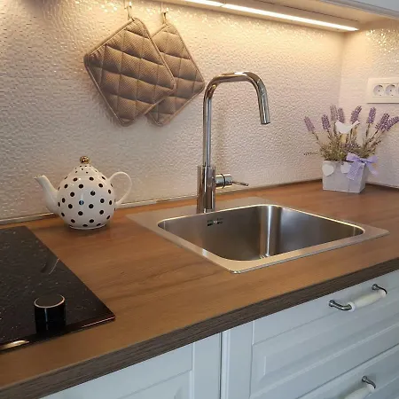 Iris Apartman Hvar Town